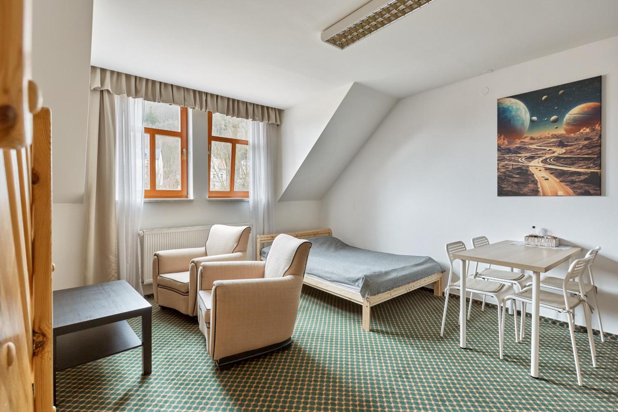 Excellent Apartments In Spa City Center 5 Min Walk From The Colonnade การ์โลวีวารี ภายนอก รูปภาพ