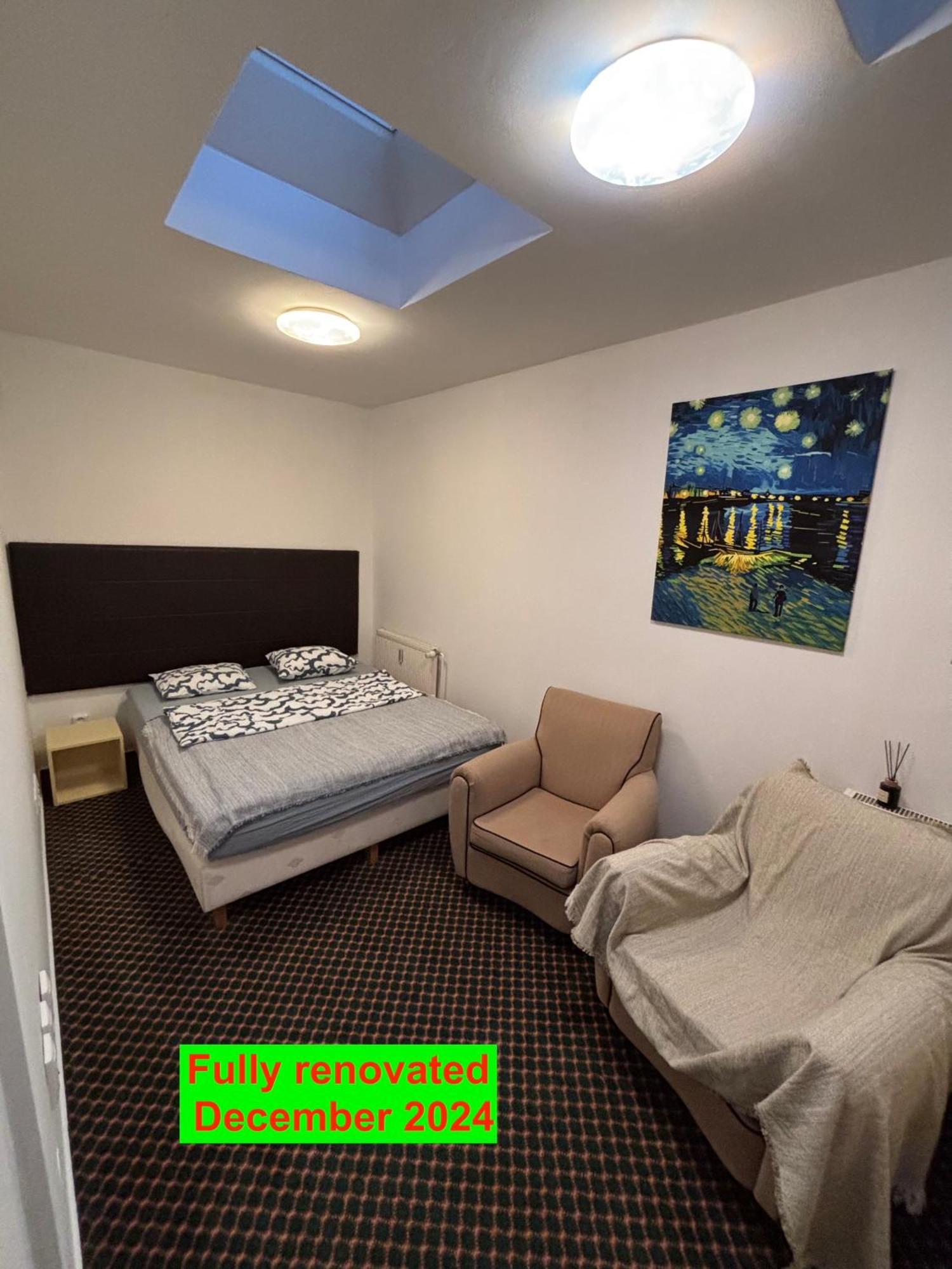 Excellent Apartments In Spa City Center 5 Min Walk From The Colonnade การ์โลวีวารี ภายนอก รูปภาพ